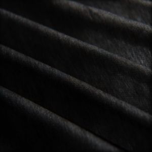 Neausta tarpinė su klijais RB TR42220 (flizelinas) 29g/m² 90cm juoda