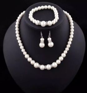 Vėrinys PERLO KLASIKA su auskarais ir apyranke aukso spalvos