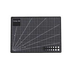 Kilimėlis pjaustymui A4 30x21cm juodas